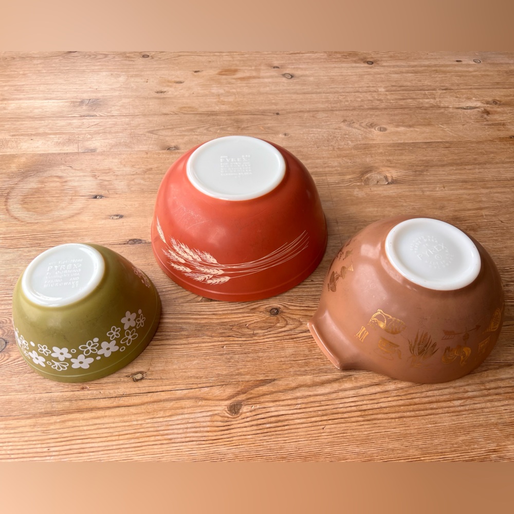 Pyrex bowls.